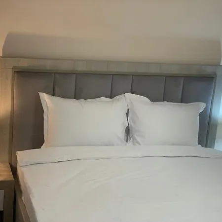 Minerva Ultracentral Apartment