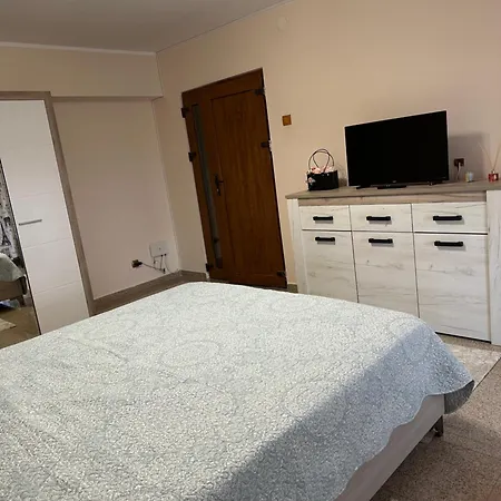 Geany Ultracentral * Craiova