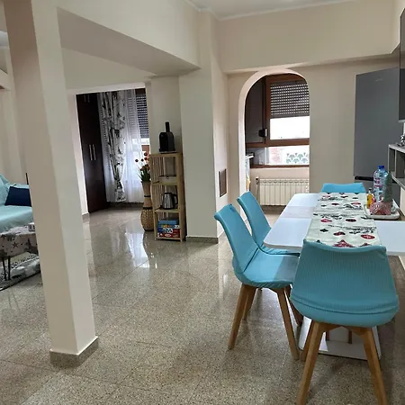 Geany Ultracentral Apartman *
